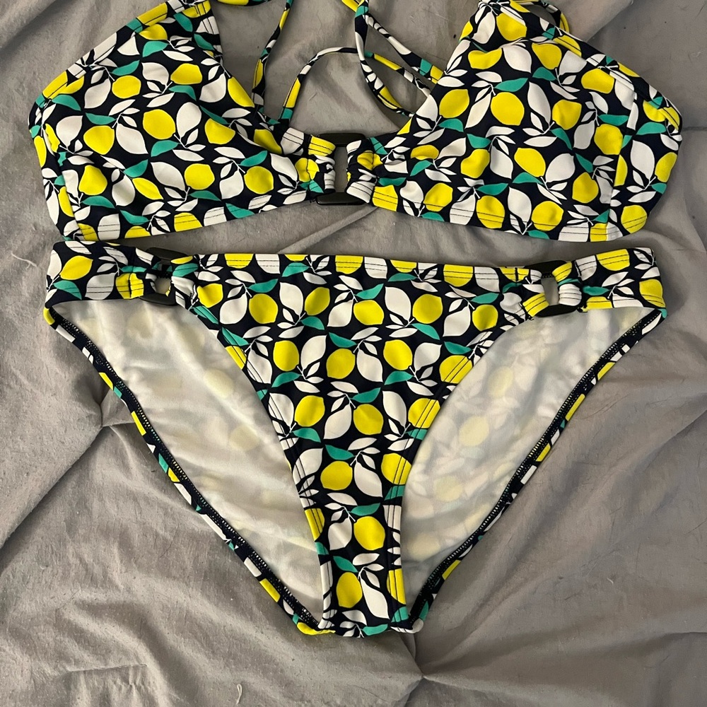 Gap Body swimsuit